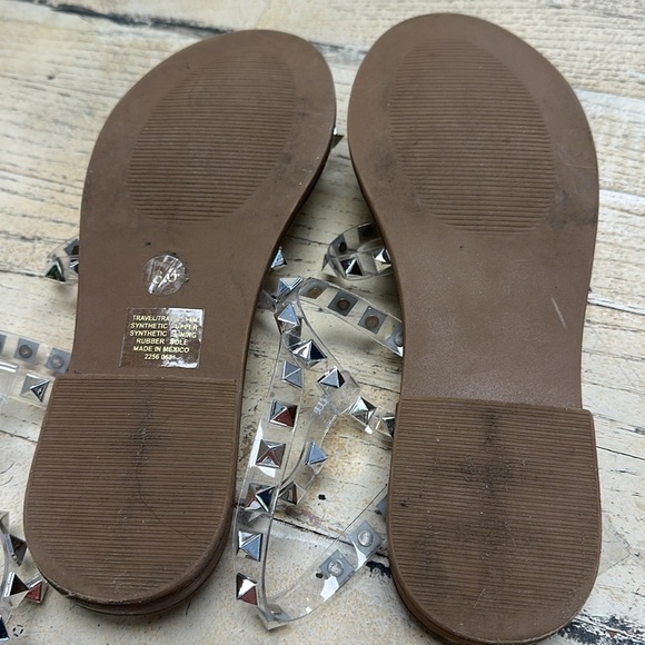 Steve Madden Silver Gladiator Sandals with Studded Details - Picture 5 of 6